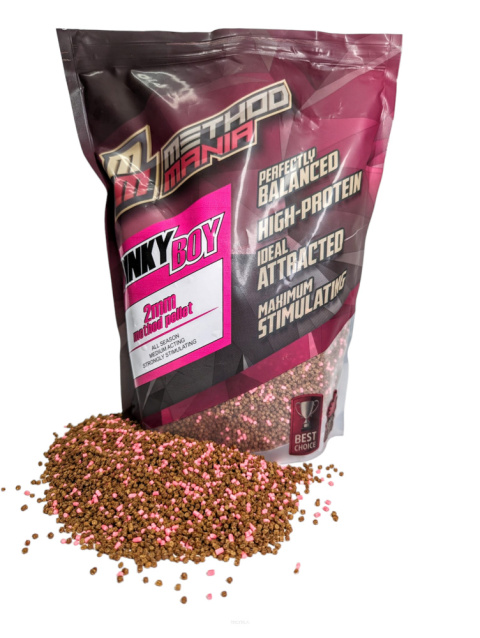 Pellet zanętowy Method Mania 900g 2mm - Pinky Boy różowy